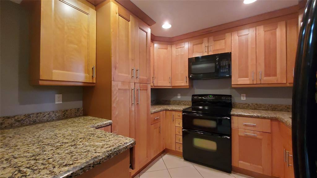Condo for rent at 3831 Cocoplum Circle #3592, Pompano Beach, FL 33063