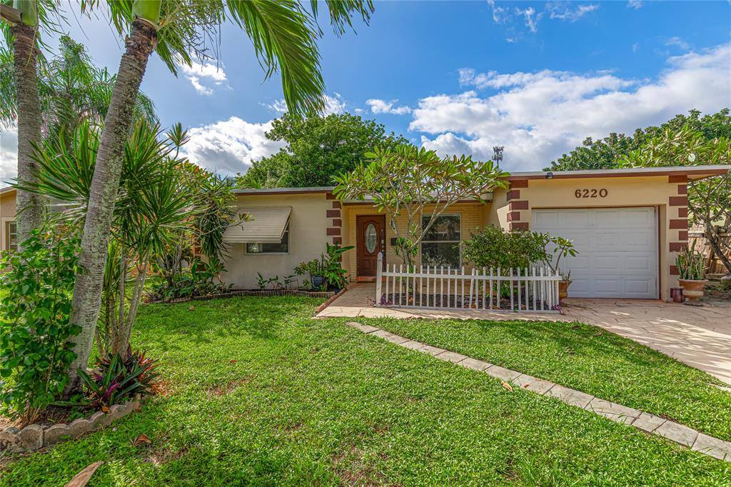 Apartment for rent at 6220 SW 9th Court, Pompano Beach, FL 33068