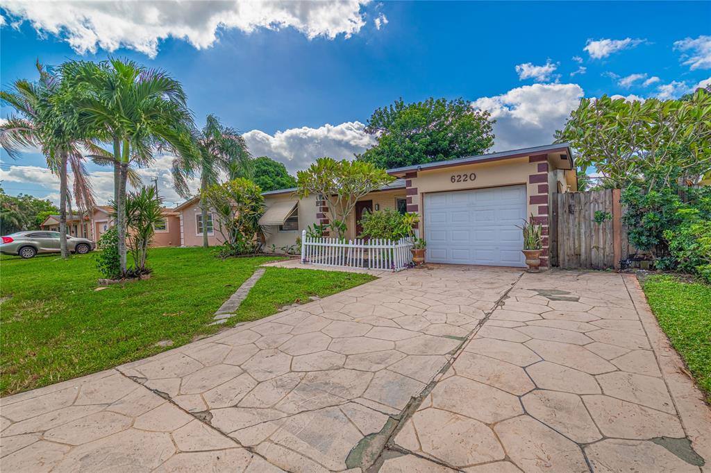 Apartment for rent at 6220 SW 9th Court, Pompano Beach, FL 33068