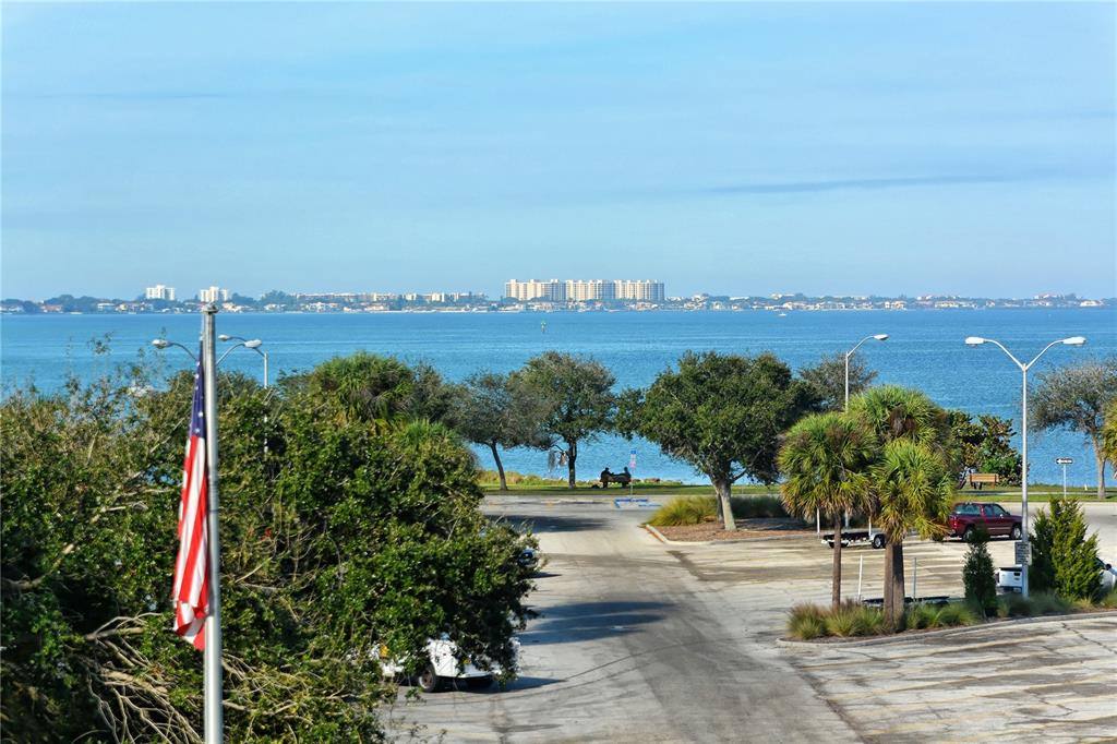 Condo for rent at 1064 N Tamiami Trail #1522, Sarasota, FL 34236
