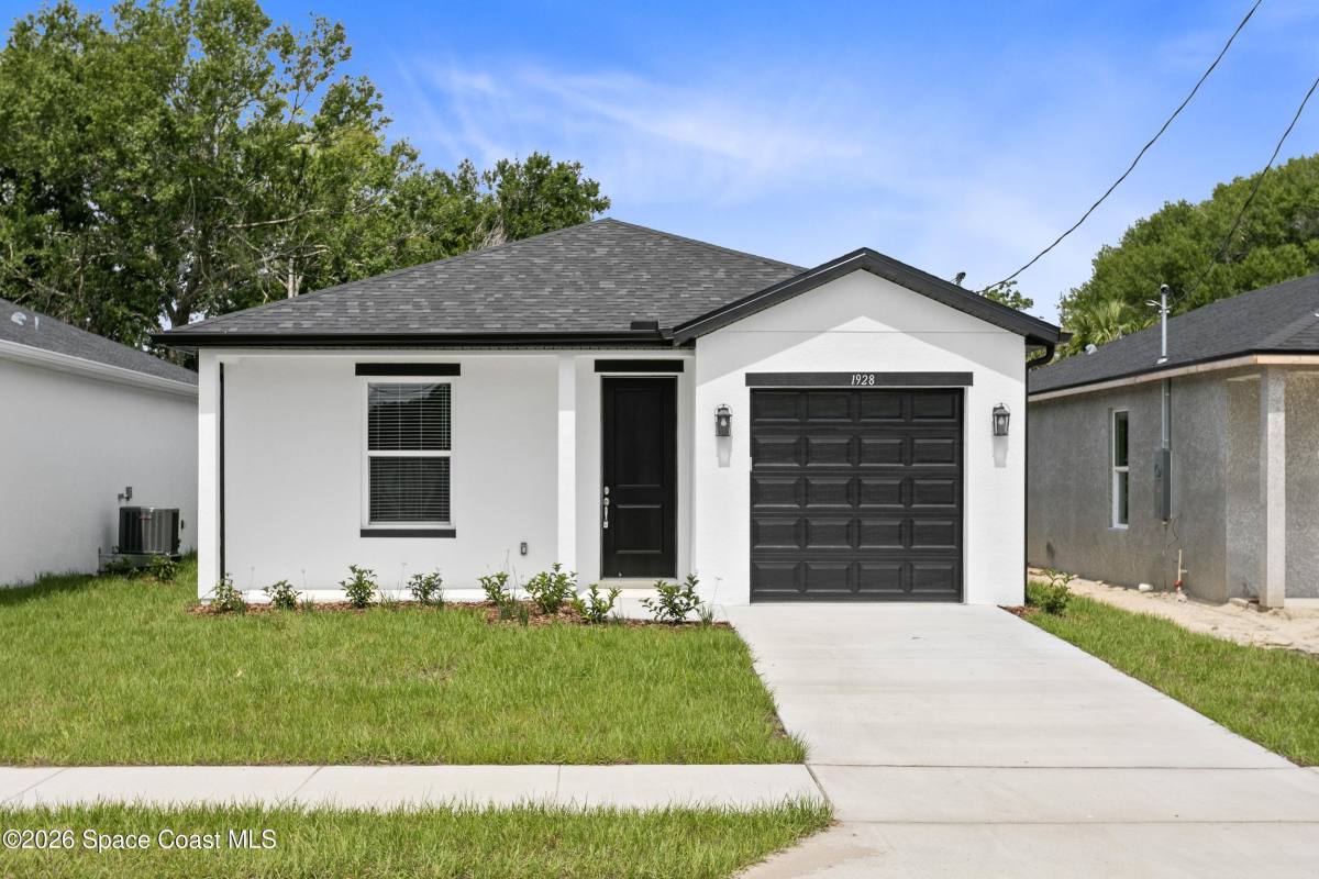 Apartment for rent at 1635 Elizabeth Ave, Titusville, FL 32780