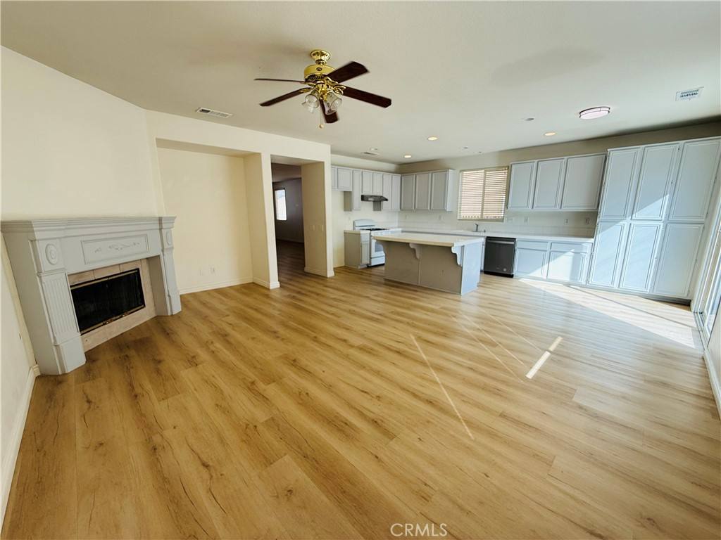 Apartment for rent at 14607 Grouse Rd, Victorville, CA 92394
