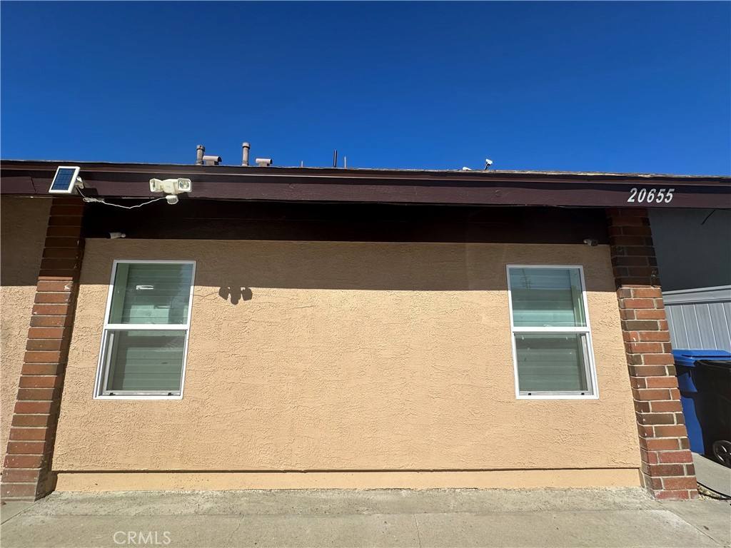 Apartment for rent at 20655 Lemmer St, Chatsworth, CA 91311