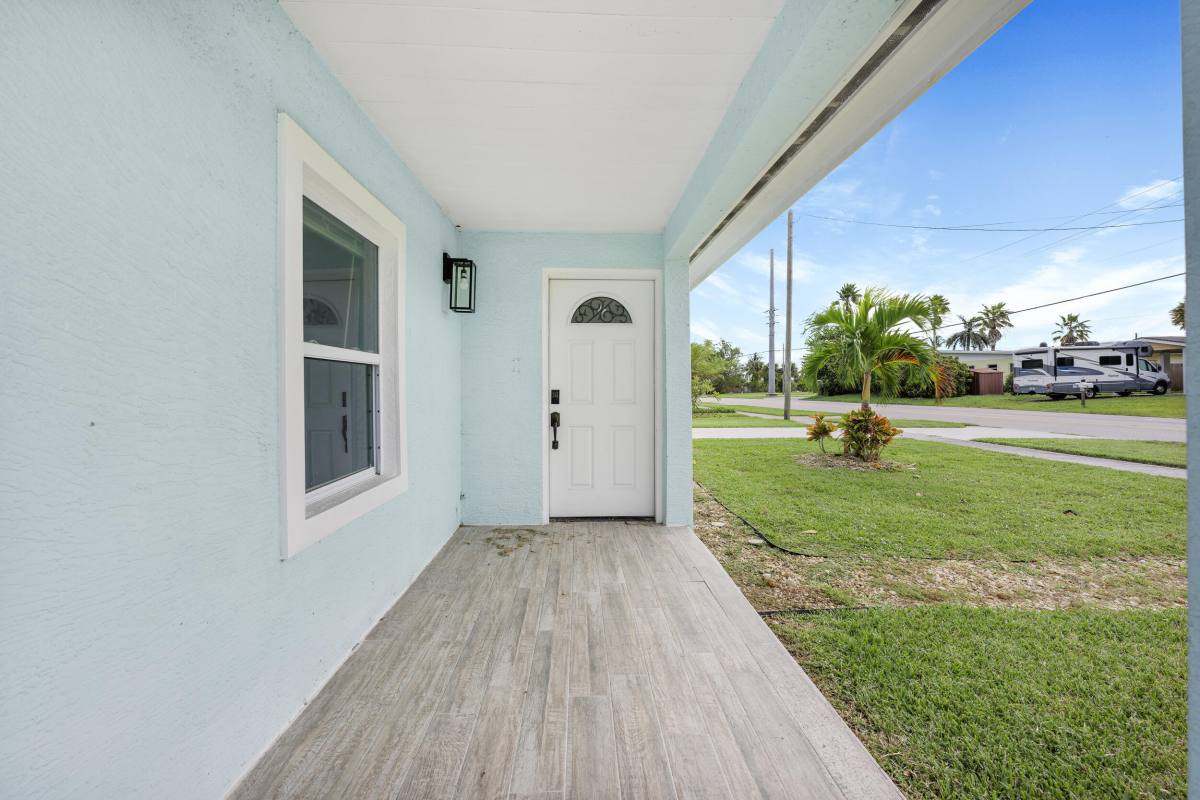 Apartment for rent at 1400 Binney Dr, Fort Pierce, FL 34949