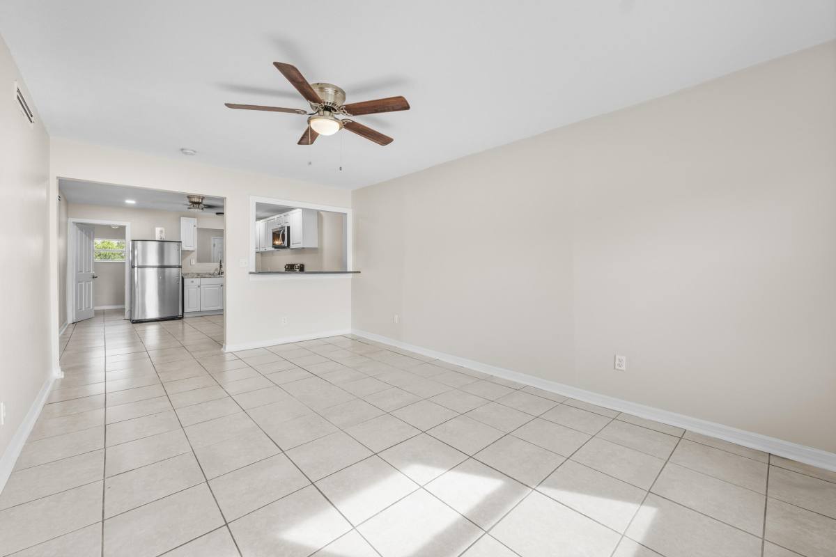 Apartment for rent at 1400 Binney Dr, Fort Pierce, FL 34949