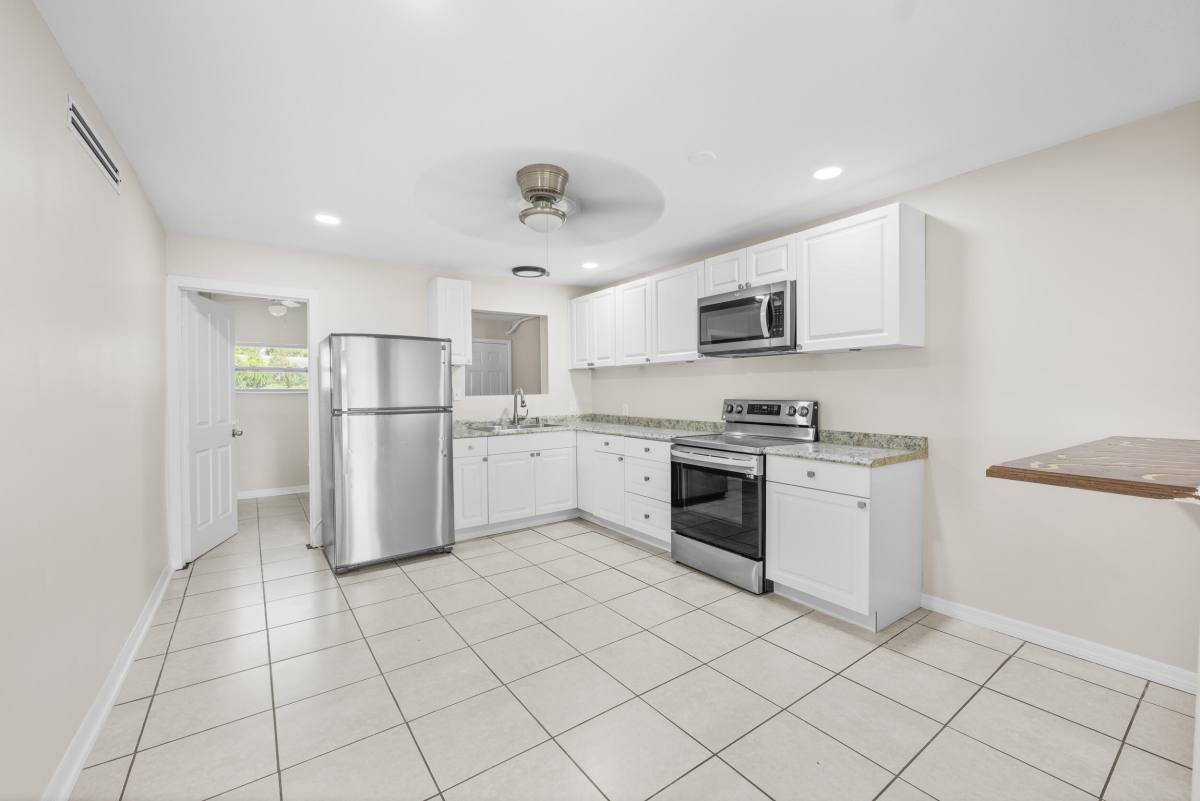 Apartment for rent at 1400 Binney Dr, Fort Pierce, FL 34949