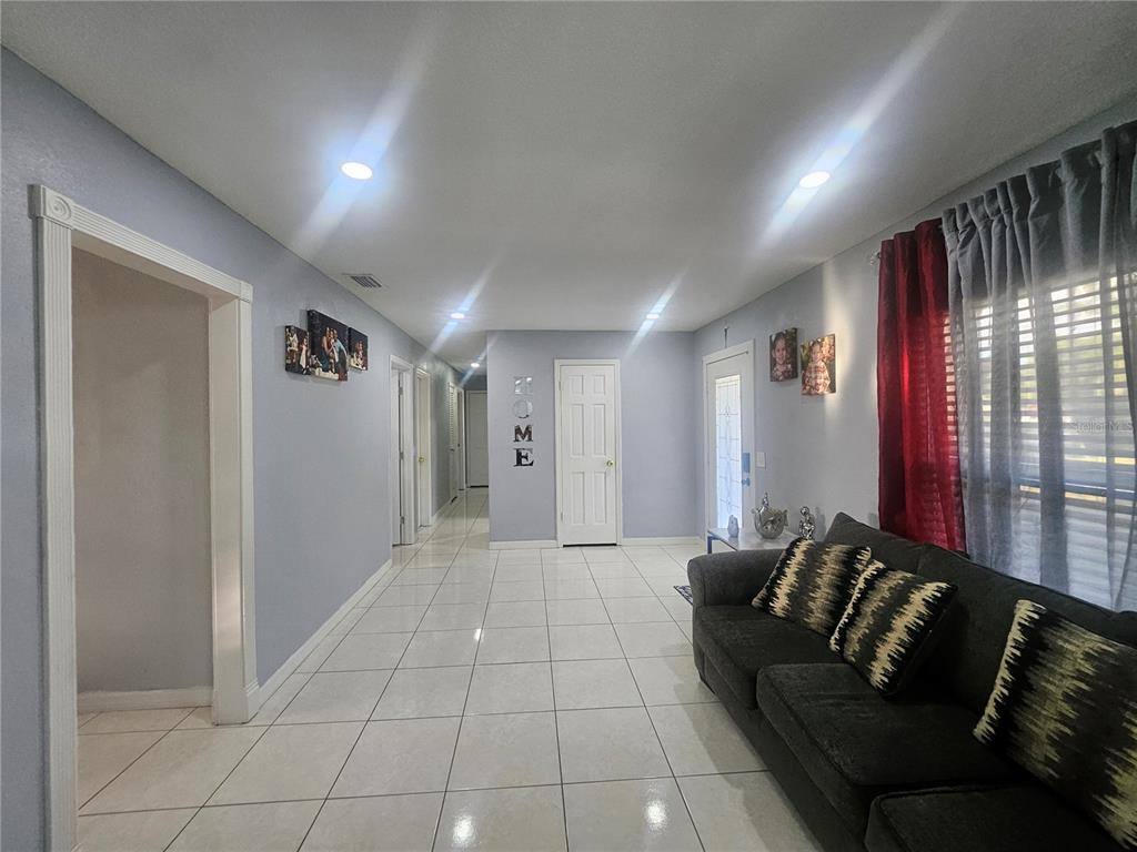 Apartment for rent at 802 Windsor Circle #802, Brandon, FL 33510