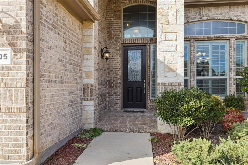 Apartment for rent at 5805 Canyon Oaks Lane, Fort Worth, TX 76137