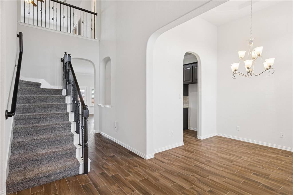 Apartment for rent at 5805 Canyon Oaks Lane, Fort Worth, TX 76137