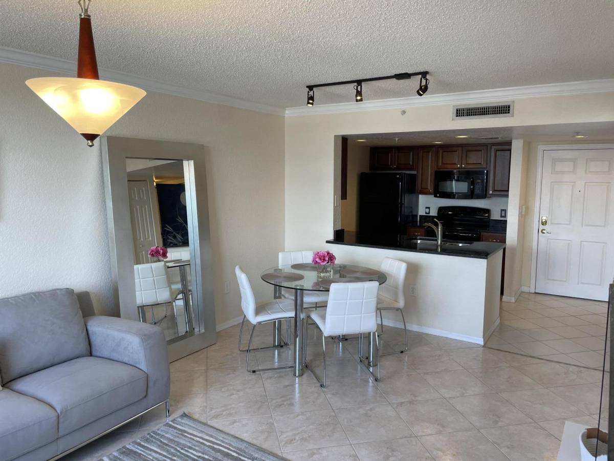 Condo for rent at 1801 N Flagler Dr #1801818 Flexible Sea, West Palm Beach, FL 33407