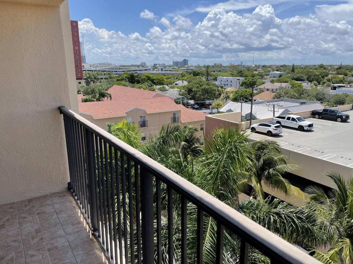 Condo for rent at 1801 N Flagler Dr #1801818 Flexible Sea, West Palm Beach, FL 33407
