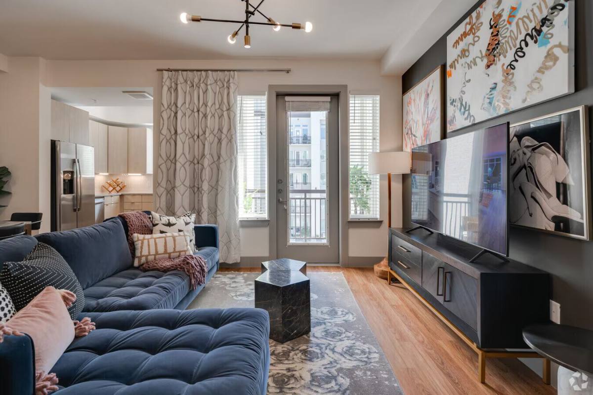 Apartment for rent at 1317 Post Oak Park Dr #RARH1, Houston, TX 77027