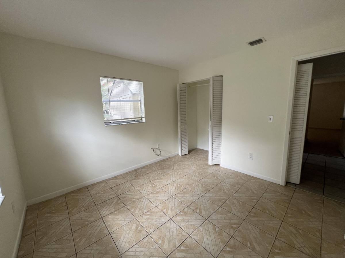 Apartment for rent at 17355 Bush Rd #17355F, Jupiter, FL 33458