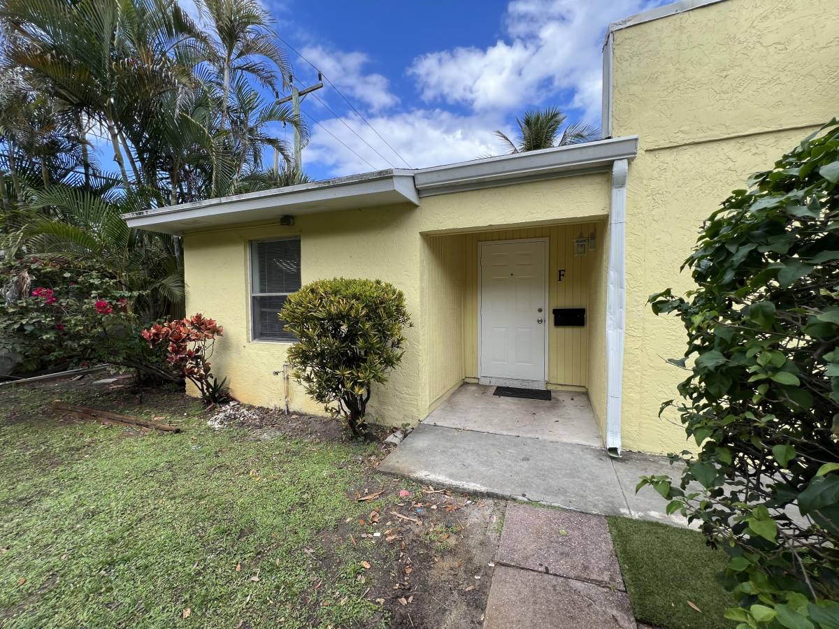 Apartment for rent at 17355 Bush Rd #17355F, Jupiter, FL 33458