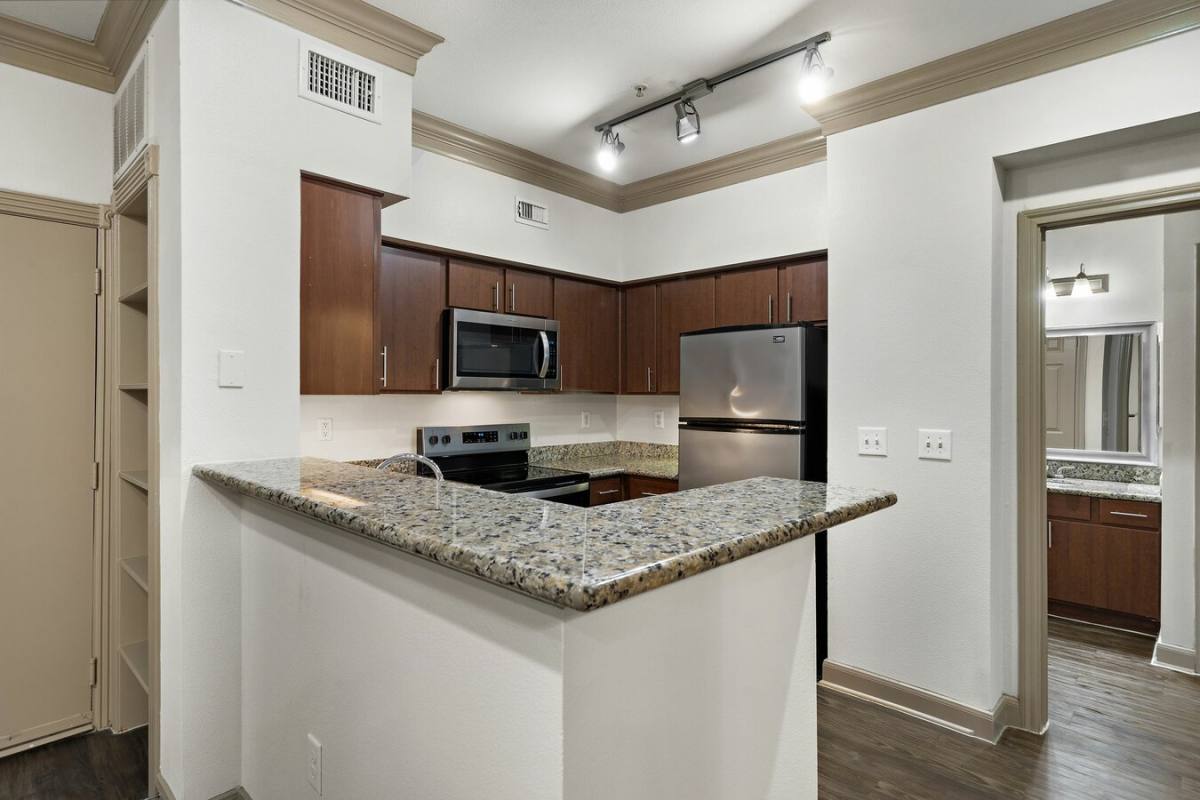 Apartment for rent at 2727 Elmside Dr #RAEE2, Houston, TX 77042