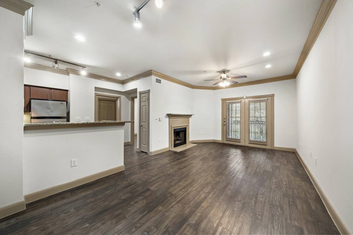 Apartment for rent at 2727 Elmside Dr #RAEE2, Houston, TX 77042
