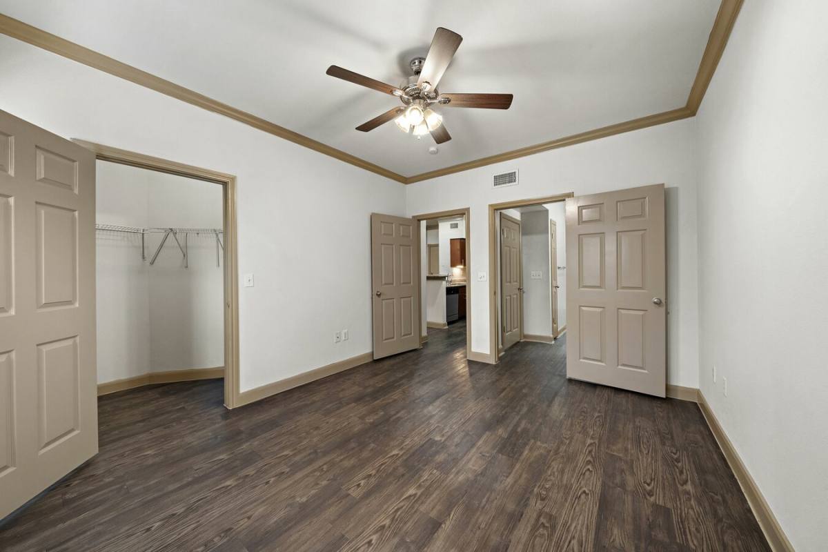 Apartment for rent at 2727 Elmside Dr #RAEE2, Houston, TX 77042