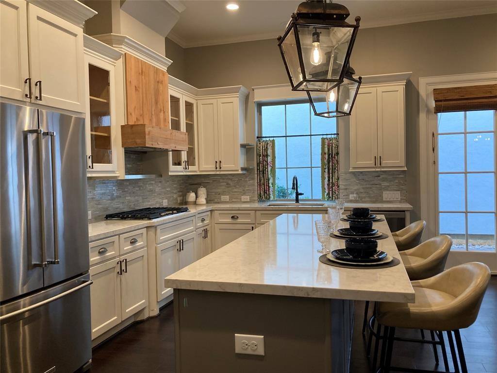 Apartment for rent at 25110 Devlin Creek Dr, Spring, TX 77380