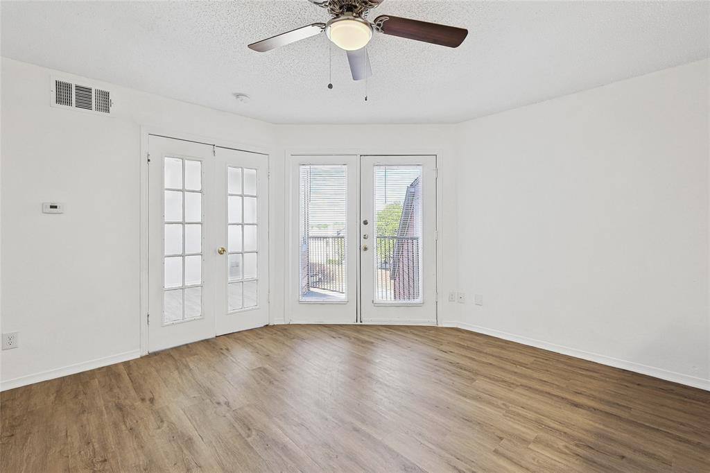 Condo for rent at 9839 Walnut St #306, Dallas, TX 75243