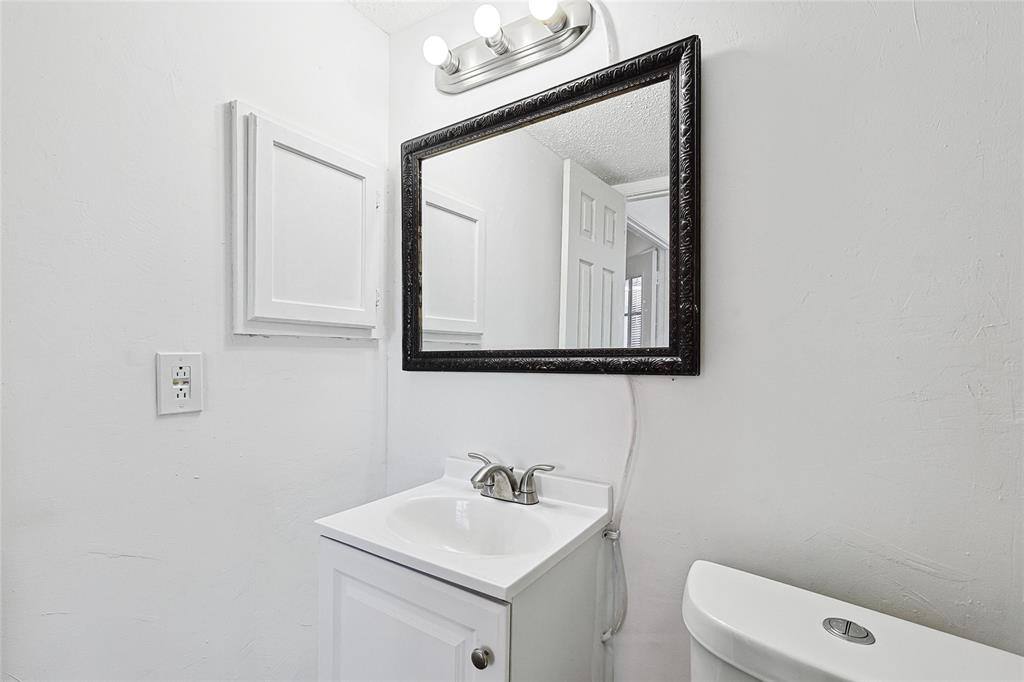 Condo for rent at 9839 Walnut St #306, Dallas, TX 75243