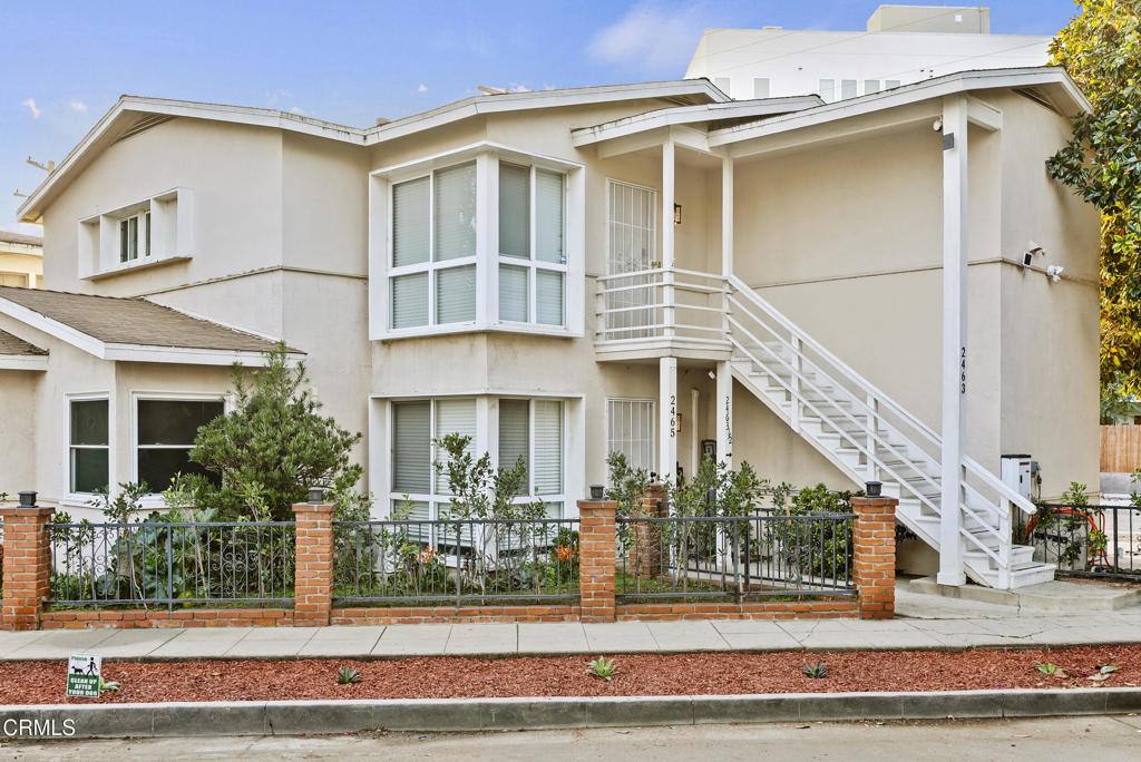 Apartment for rent at 2463 Federal Ave, Los Angeles, CA 90064