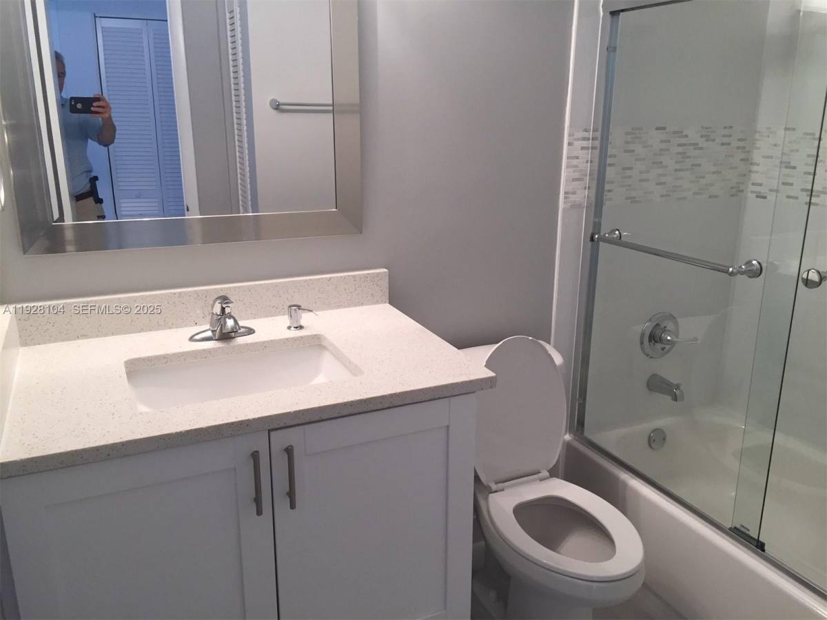 Apartment for rent at 10740 N Kendall Dr #10740L24, Miami, FL 33176