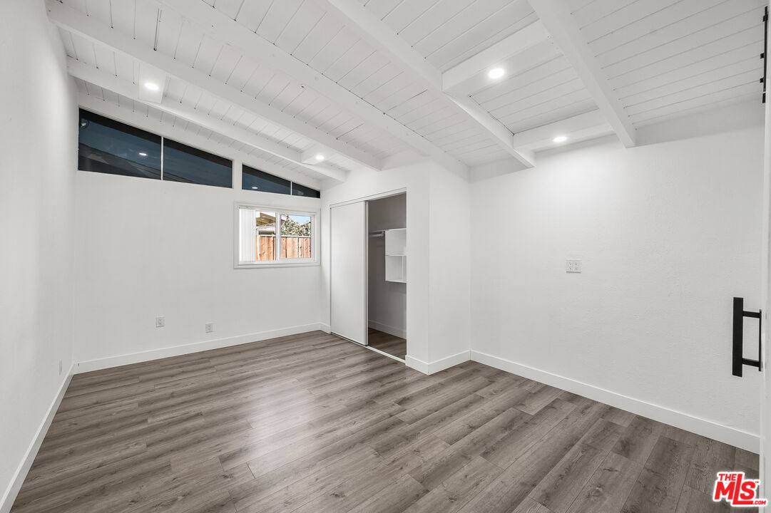 Apartment for rent at 8153 Tunney Ave, Reseda, CA 91335