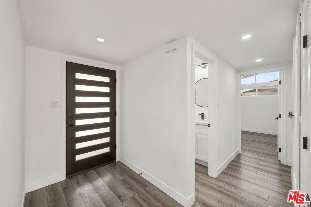 Apartment for rent at 8153 Tunney Ave, Reseda, CA 91335