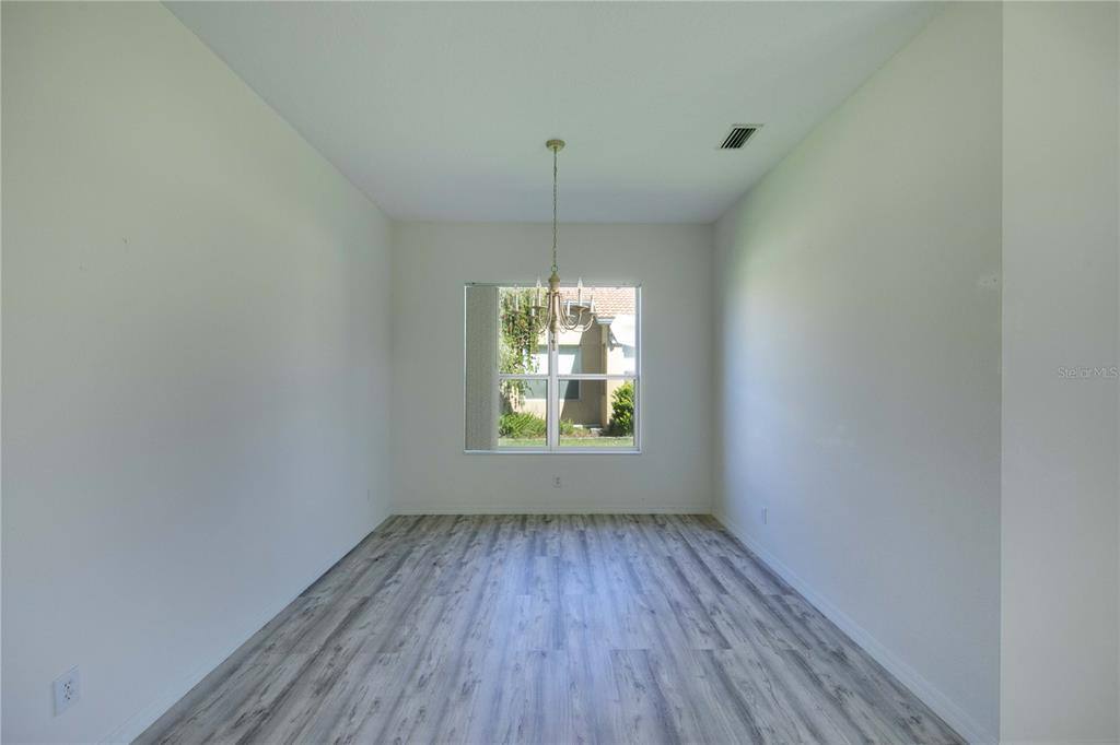 Apartment for rent at 1679 Pinyon Pine Dr, Sarasota, FL 34240