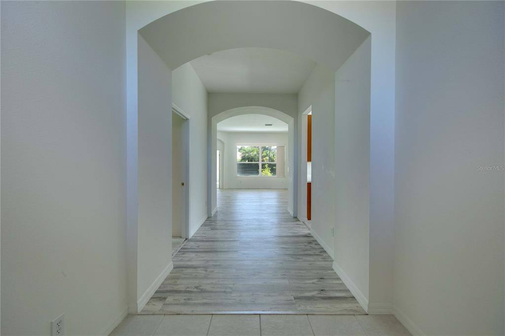 Apartment for rent at 1679 Pinyon Pine Dr, Sarasota, FL 34240