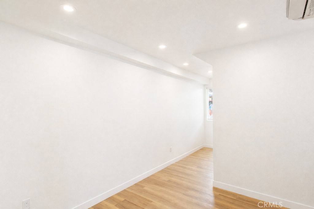 Apartment for rent at 625 Orizaba Ave #625-5, Long Beach, CA 90814