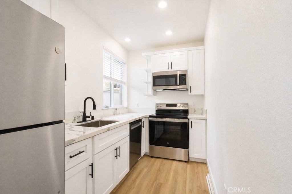 Apartment for rent at 625 Orizaba Ave #625-5, Long Beach, CA 90814