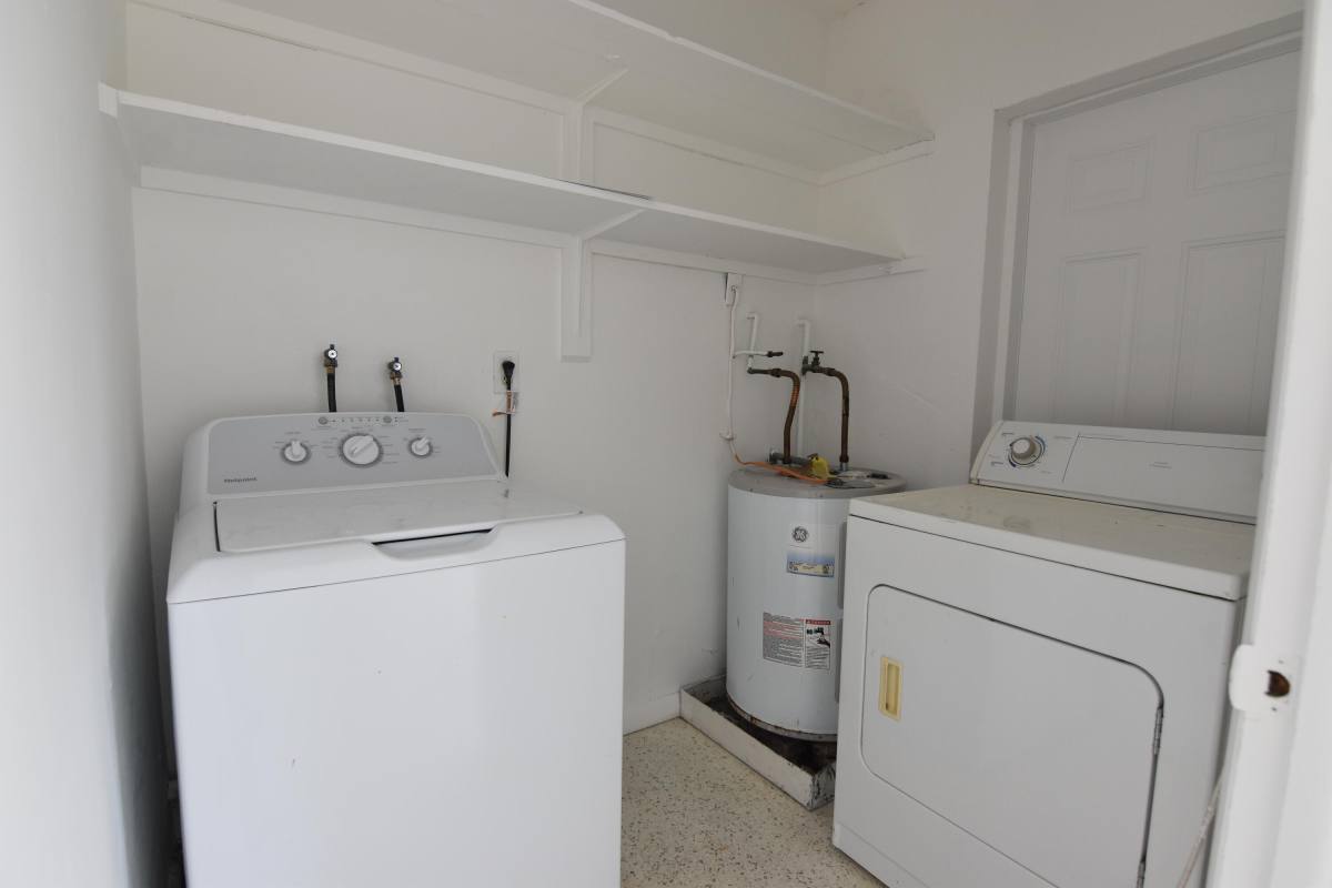 Apartment for rent at 2472 NE 5th Ave, Boca Raton, FL 33431