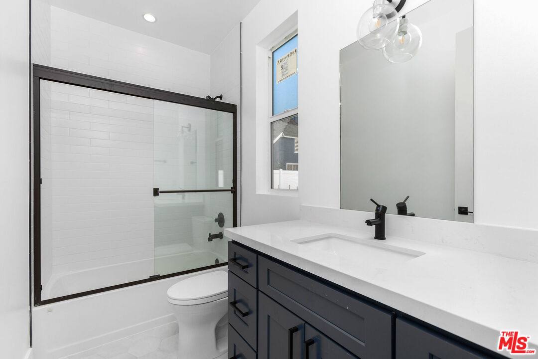 Apartment for rent at 1253 N Gower St, Los Angeles, CA 90038