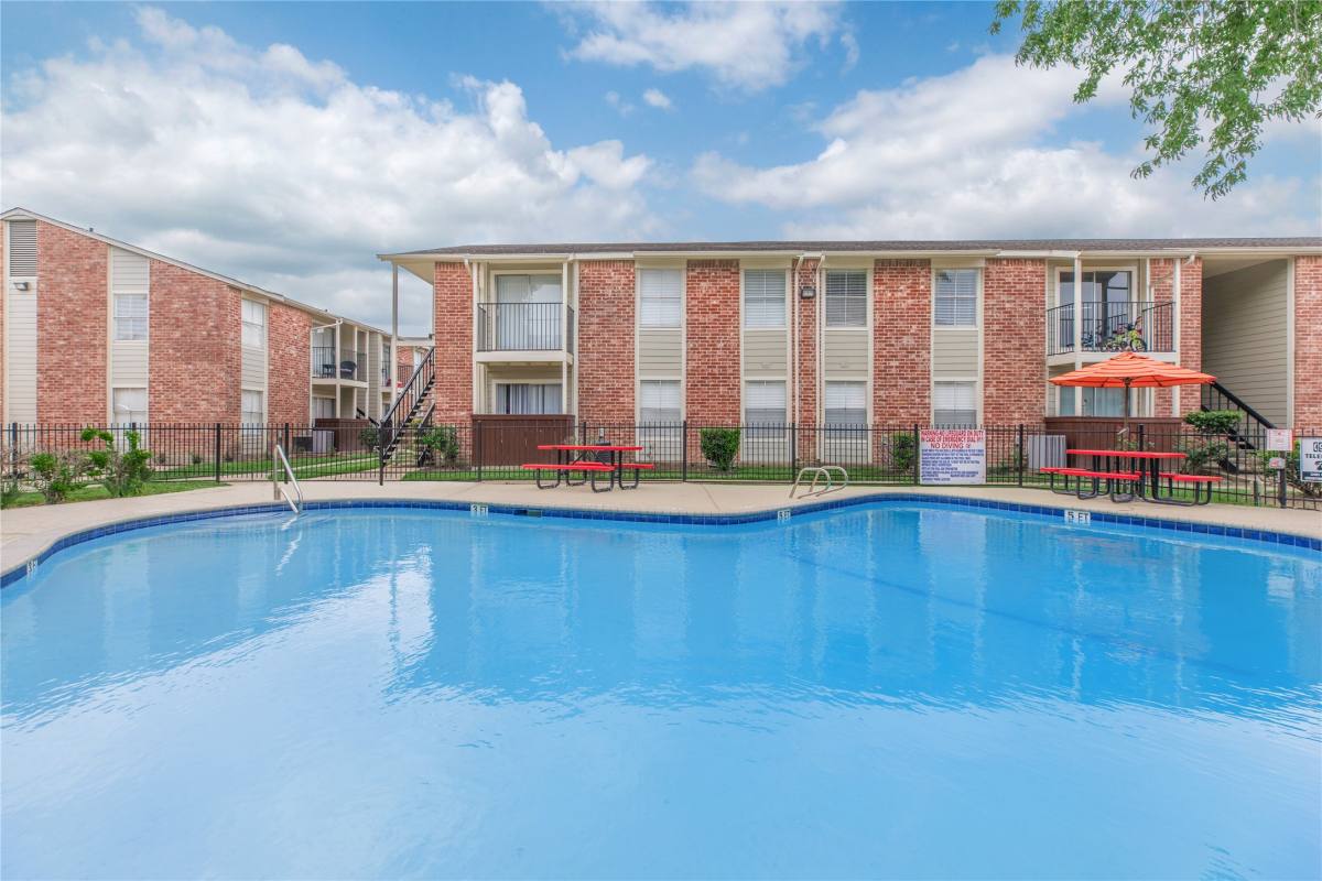 Apartment for rent at 3401 Ocee St #304, Houston, TX 77063