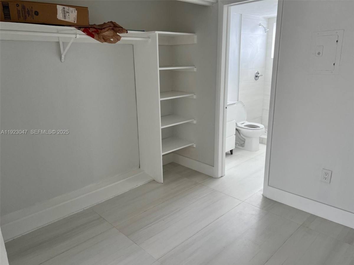 Apartment for rent at 944 Meridian Ave #10, Miami Beach, FL 33139