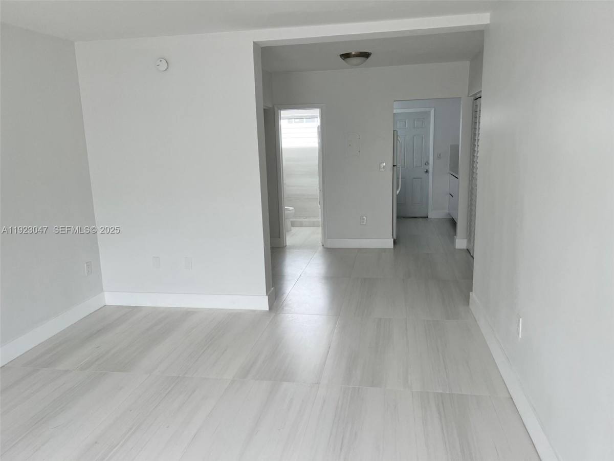Apartment for rent at 944 Meridian Ave #10, Miami Beach, FL 33139
