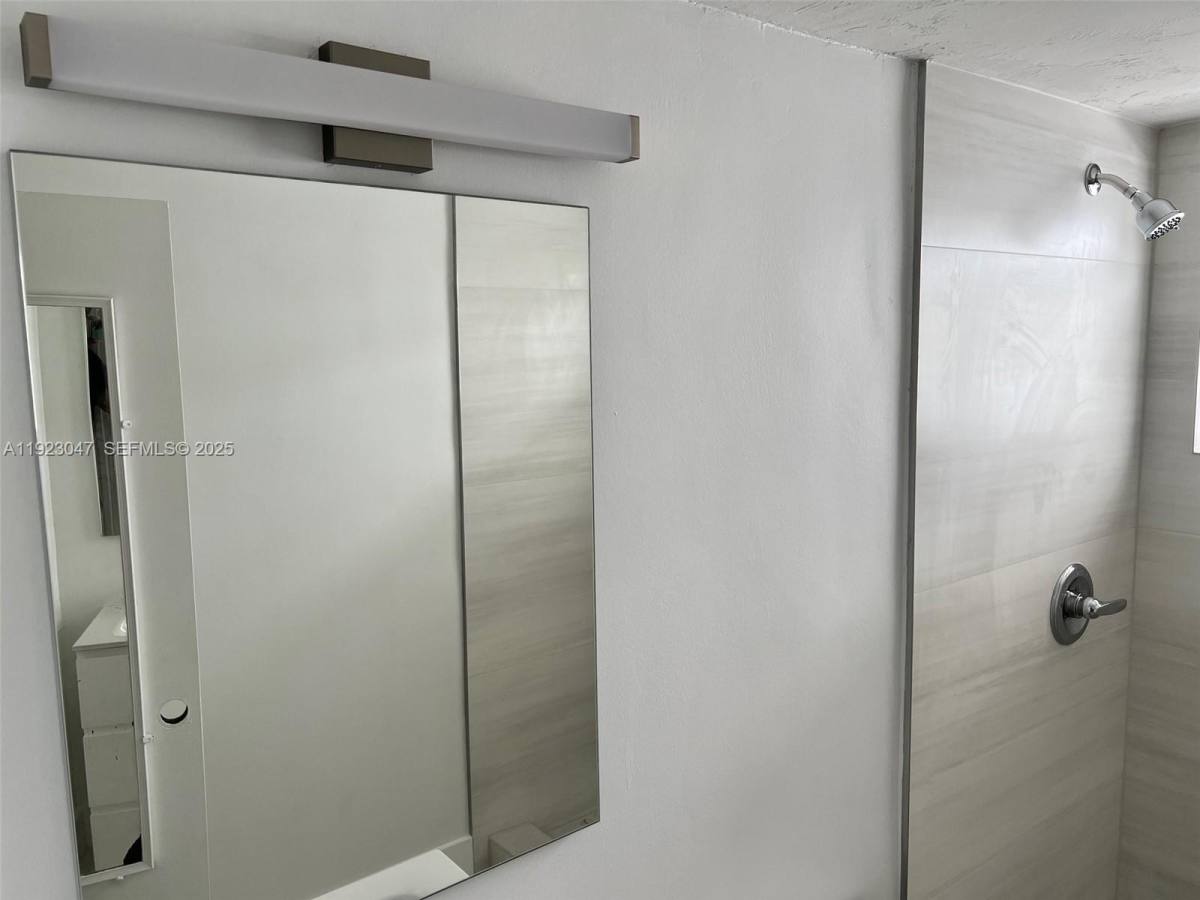 Apartment for rent at 944 Meridian Ave #10, Miami Beach, FL 33139