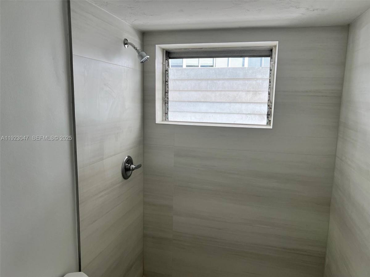 Apartment for rent at 944 Meridian Ave #10, Miami Beach, FL 33139
