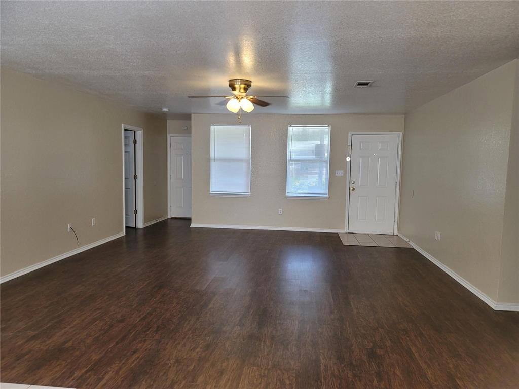 Apartment for rent at 4411 Bobbie Ann Dr, Granbury, TX 76049