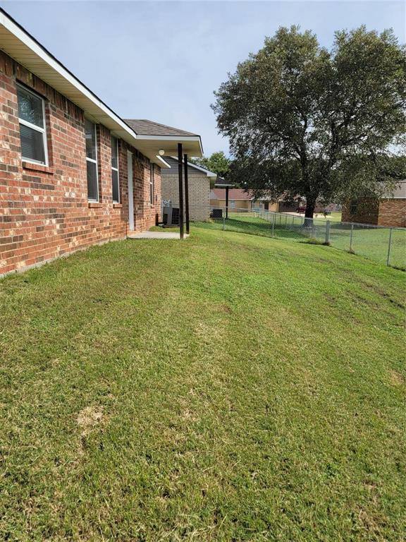 Apartment for rent at 4411 Bobbie Ann Dr, Granbury, TX 76049