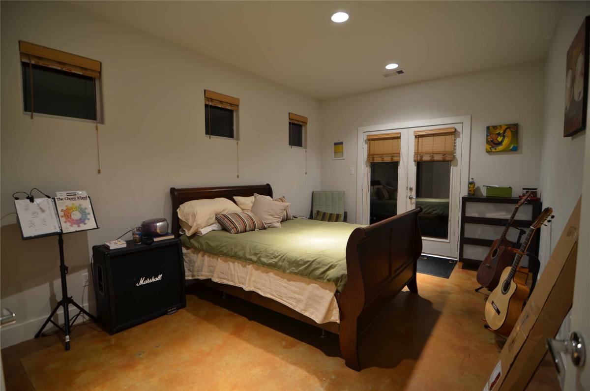 Townhouse for rent at 5427 Kansas St #5427B, Houston, TX 77007