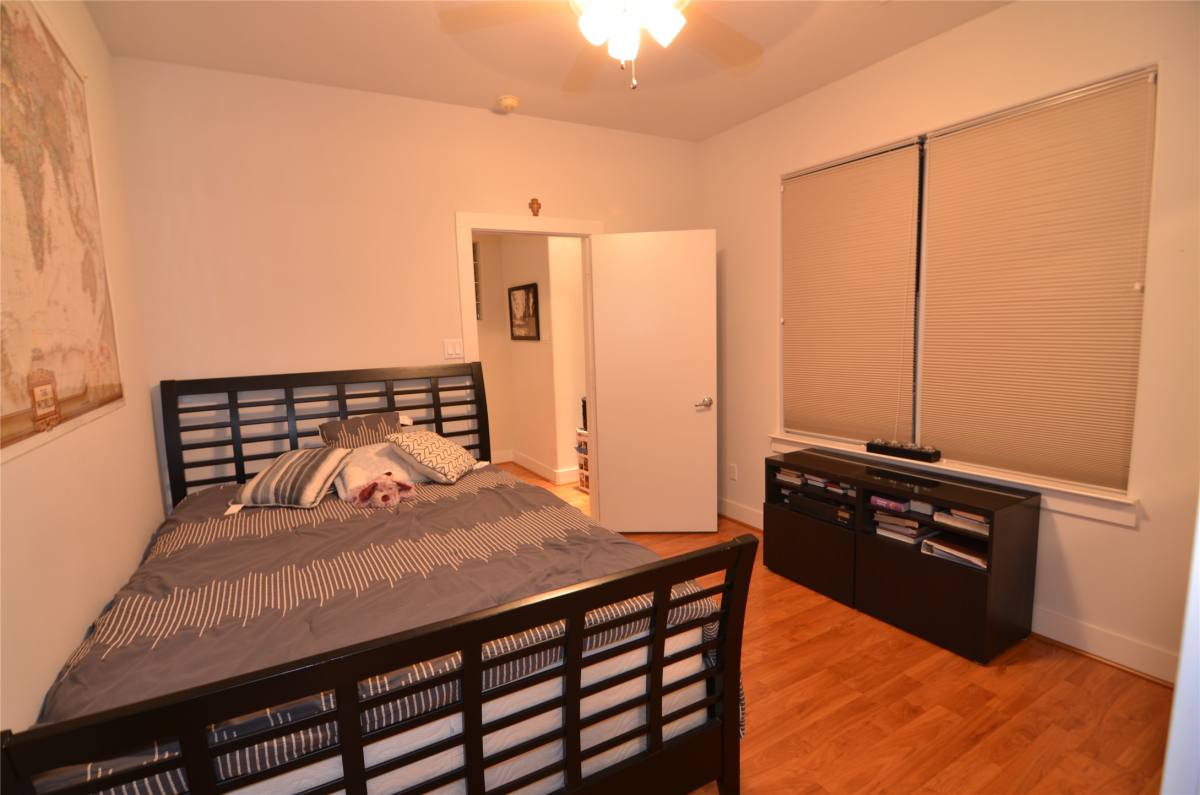 Townhouse for rent at 5427 Kansas St #5427B, Houston, TX 77007