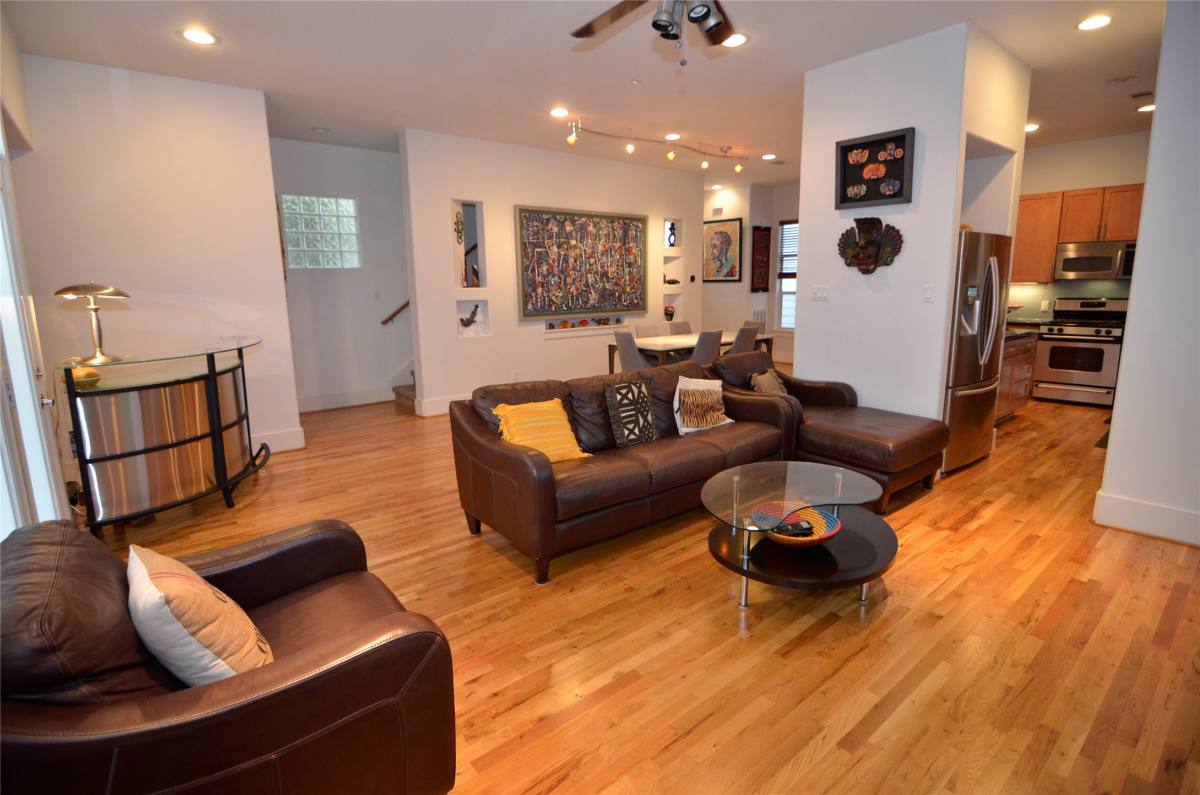 Townhouse for rent at 5427 Kansas St #5427B, Houston, TX 77007
