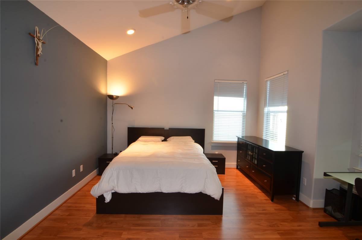 Townhouse for rent at 5427 Kansas St #5427B, Houston, TX 77007