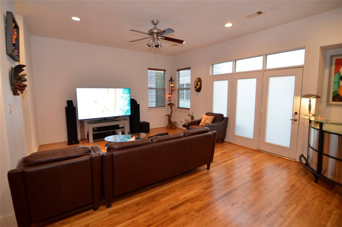 Townhouse for rent at 5427 Kansas St #5427B, Houston, TX 77007
