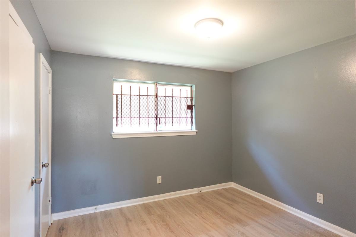 Apartment for rent at 10642 Wolbrook St, Houston, TX 77016