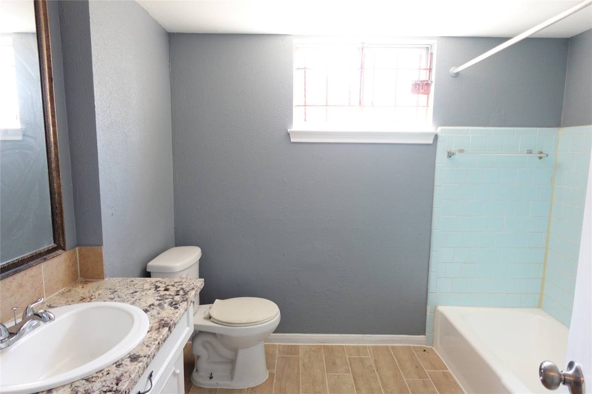Apartment for rent at 10642 Wolbrook St, Houston, TX 77016