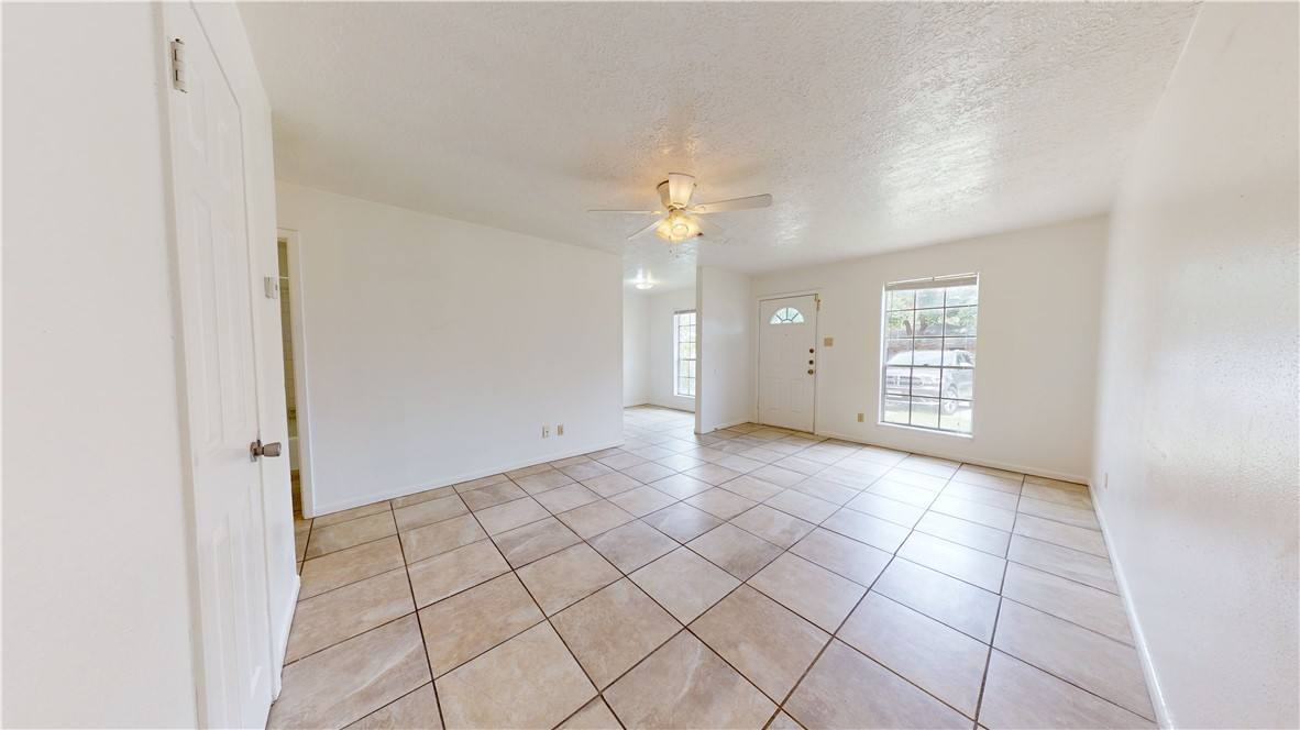 Apartment for rent at 809 Llano Place #809, College Station, TX 77840