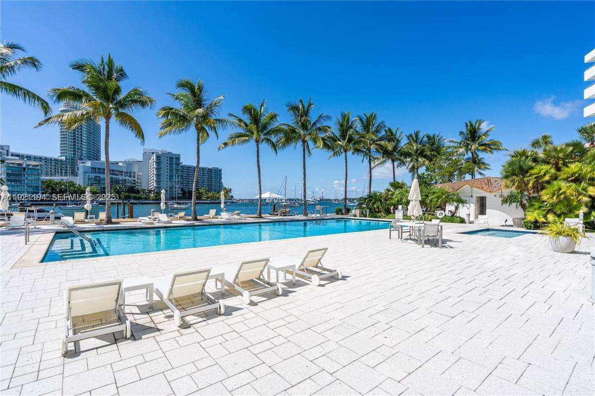 Apartment for rent at 20 Island Ave #1415, Miami Beach, FL 33139